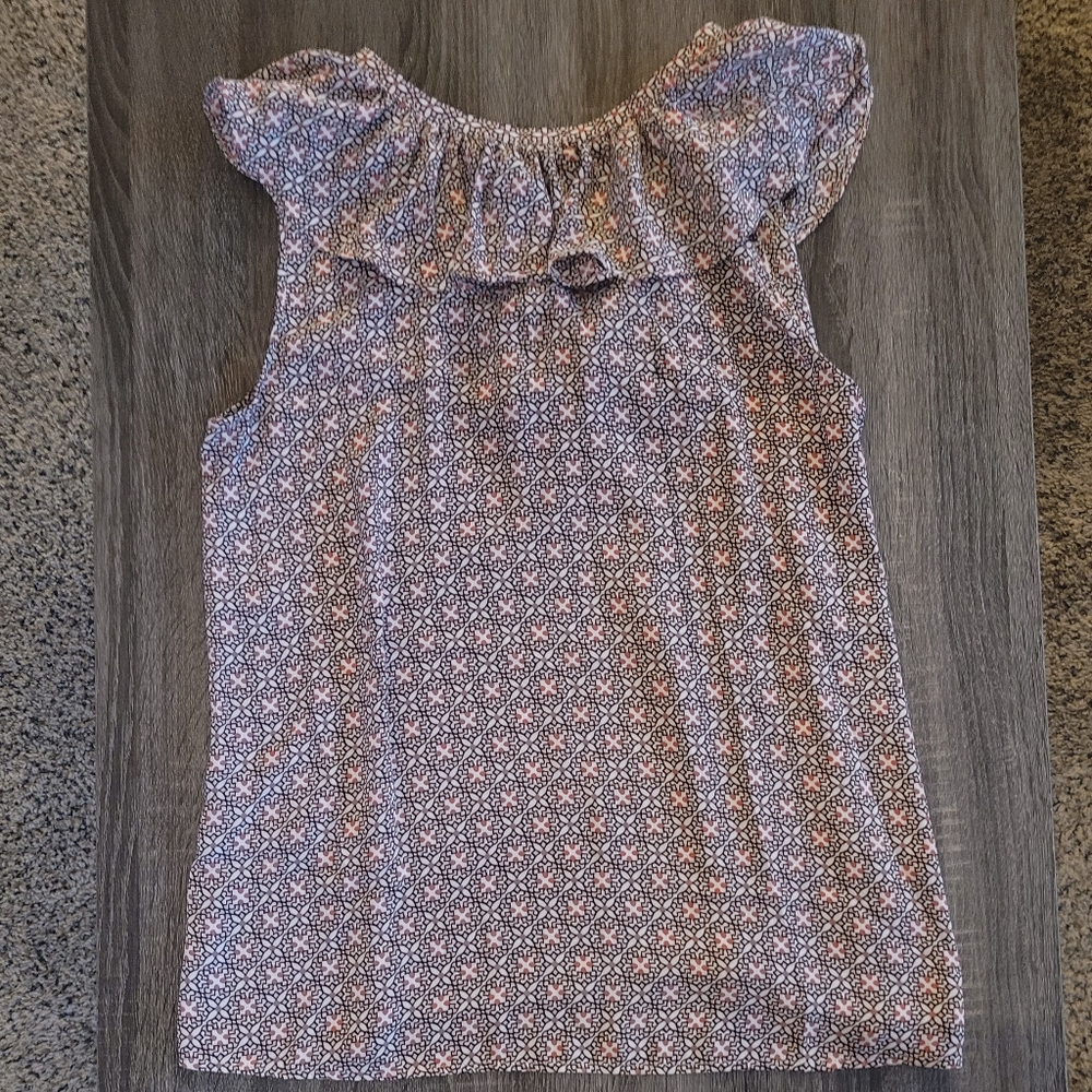 LOFT Ruffle Blouse - Picture 3 of 3